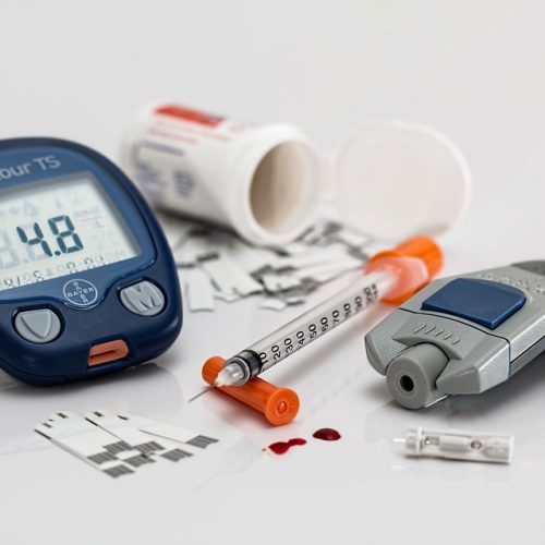 Causas y tratamiento de la diabetes en personas mayores